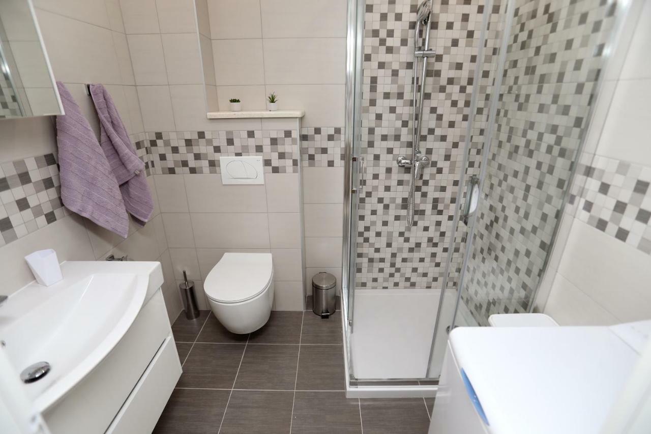 Apartment Little Marijeta Trogir Buitenkant foto